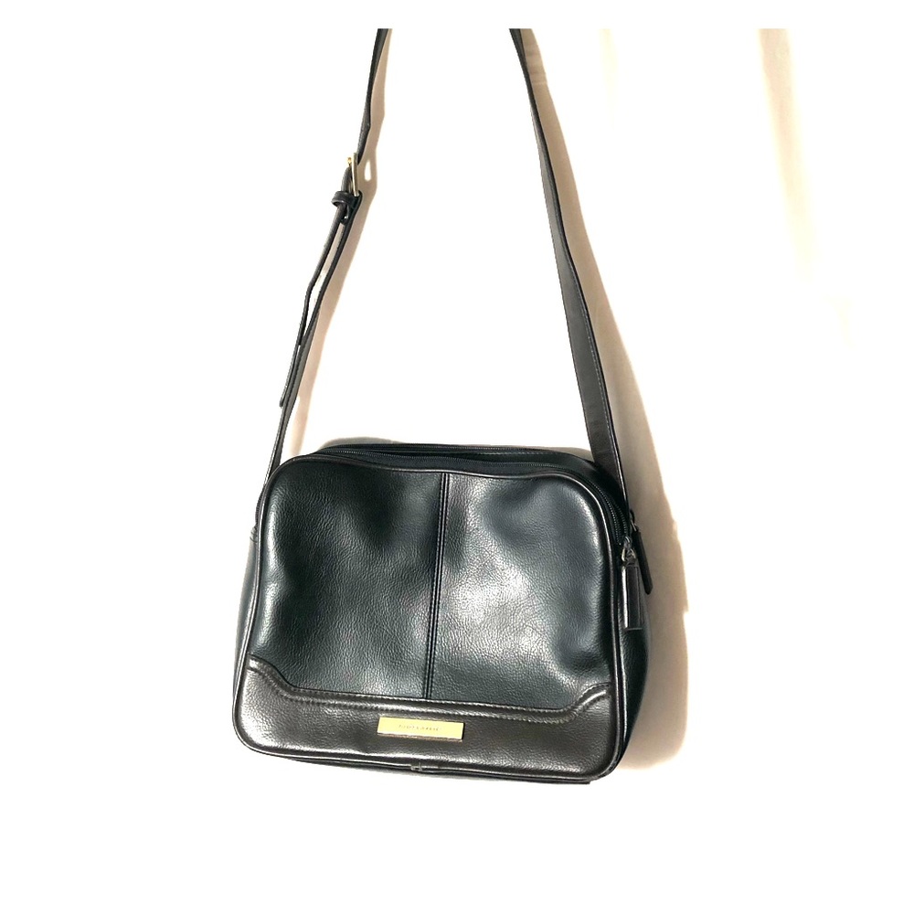 Black Liz Claiborne shoulder bag